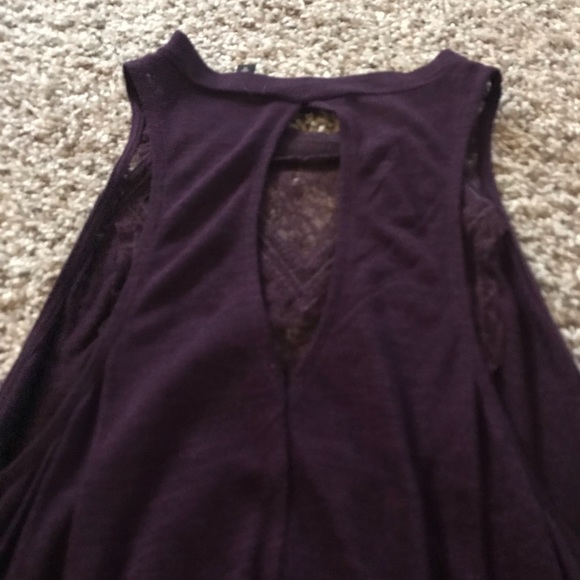 Express sleeveless top - Picture 3 of 3